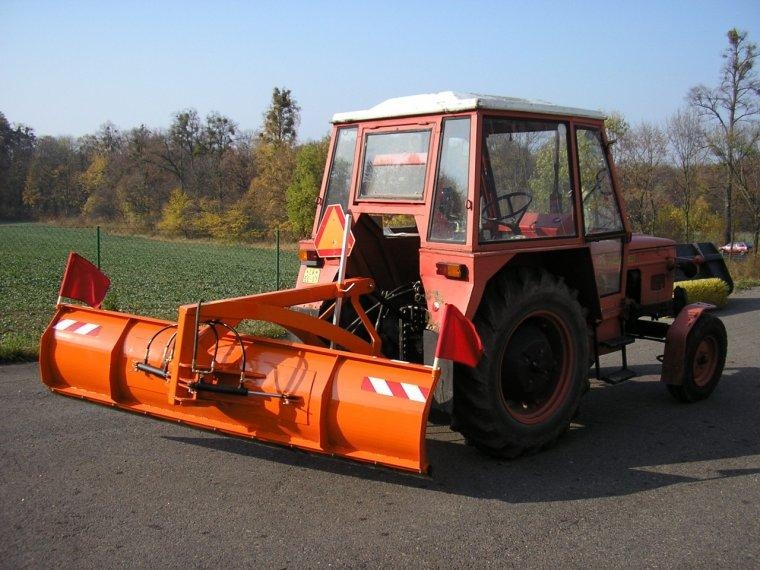 Radlica na sneh - hydraulicky natáčaná. - 2