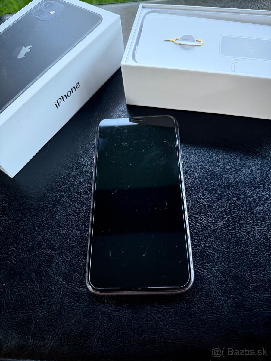 Predám iPhone 11 128GB - 2