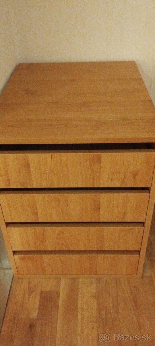 Komoda - 2