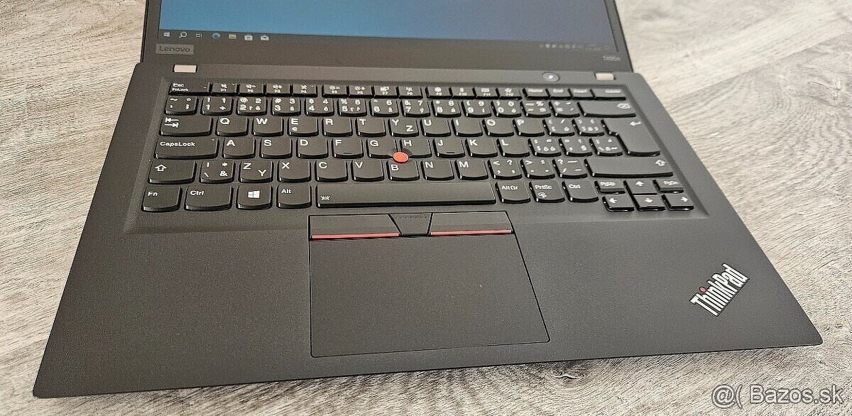 Lenovo ThinkPad T490 - 2