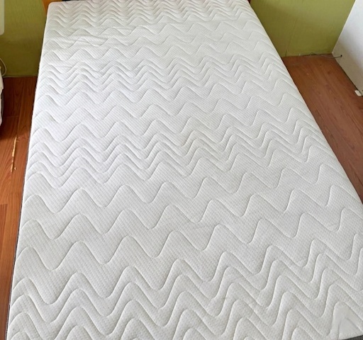 Posteľ 120x200cm - 2
