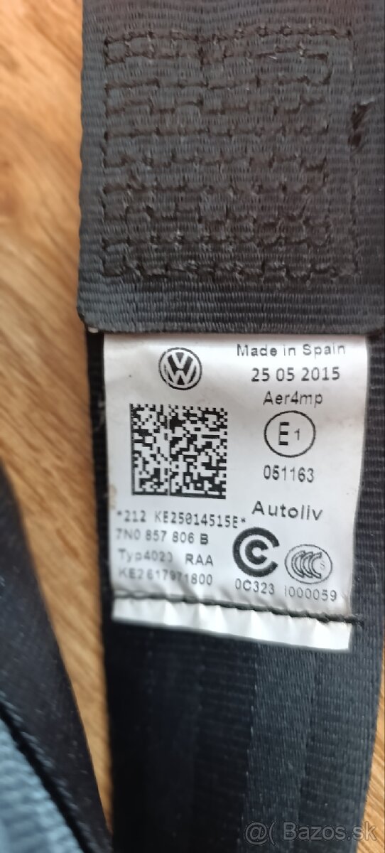 vw sharan 7N bezpecnostne pasy - 2