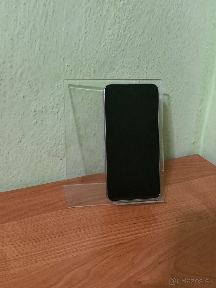 PREDANÉ Dobrý deň Ponúkam na predaj Samsung Galaxy S25 256GB - 2