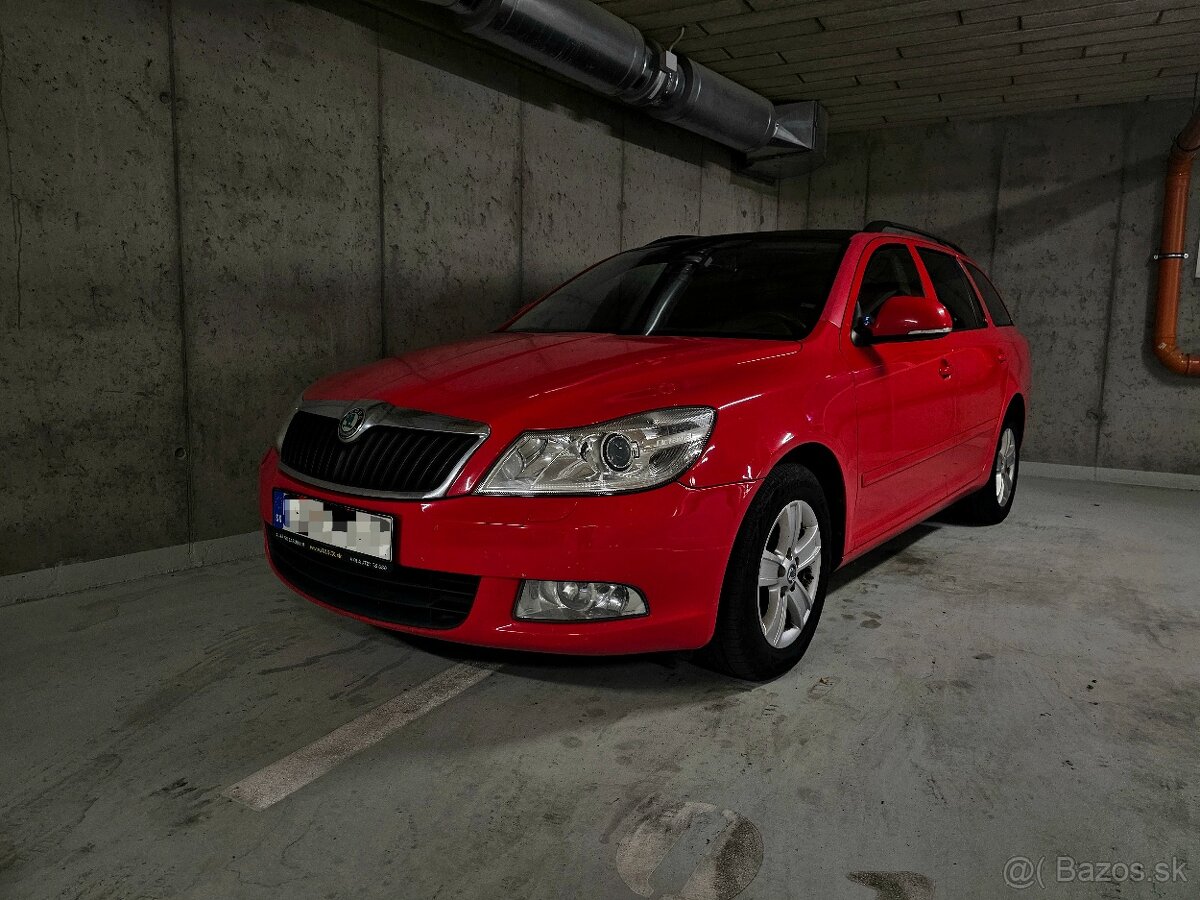ŠKODA OCTAVIA 1.6TDI COMBI ●2.MAJITEL●ŤAŽNÉ ZARIADENIE ● - 2