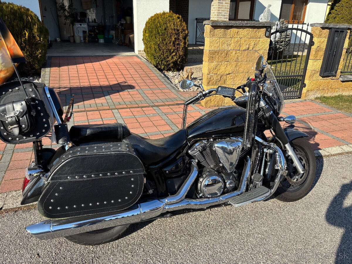 Yamaha XVS 1300 Midnight Star - 2