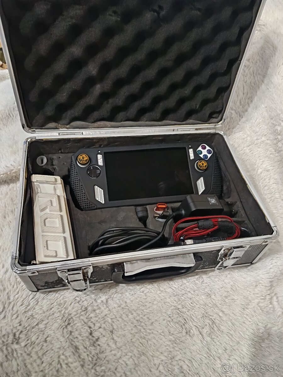 Predám Asus rock ally - 2