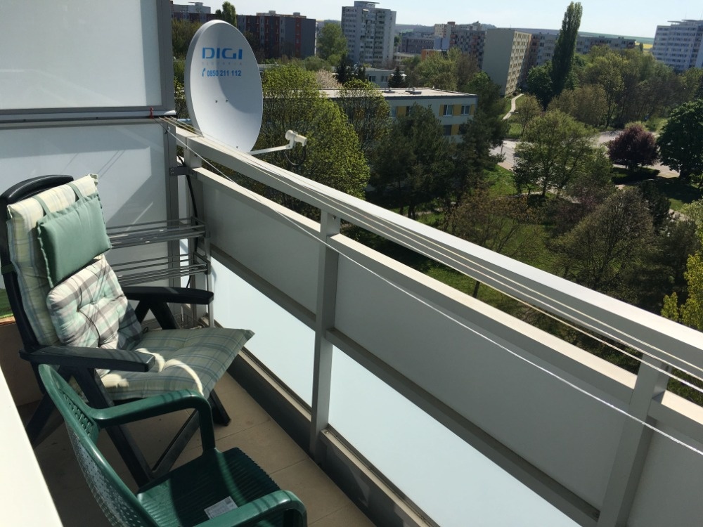 Prenájom veľká garsónka,ul. Lúčna Nitra Chrenová, balkón - 2