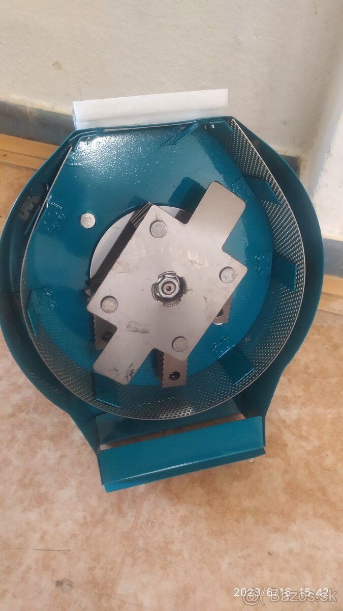 Kladivkový šrotovnik PANDORA - 2