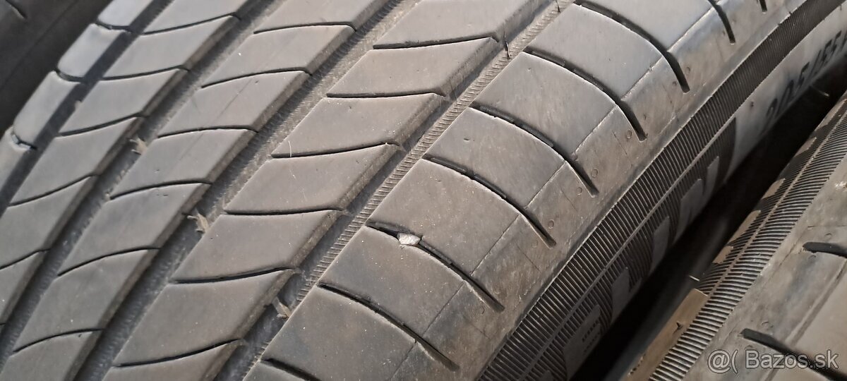 Predám 4ks jazdené letné 205/55r17-91V Michelin - 2