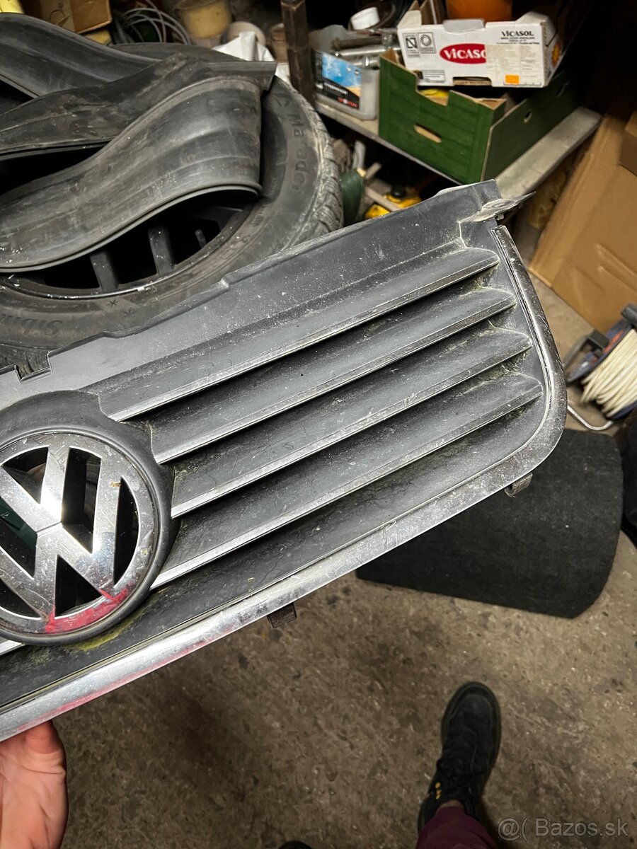 Predna maska vw passat b5.5 - 2