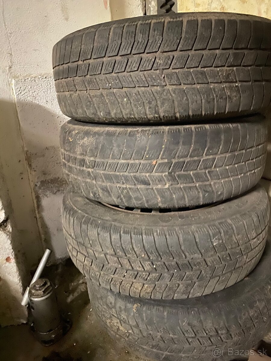 195/65 zimne r15 plechové disky 5x112 - 2