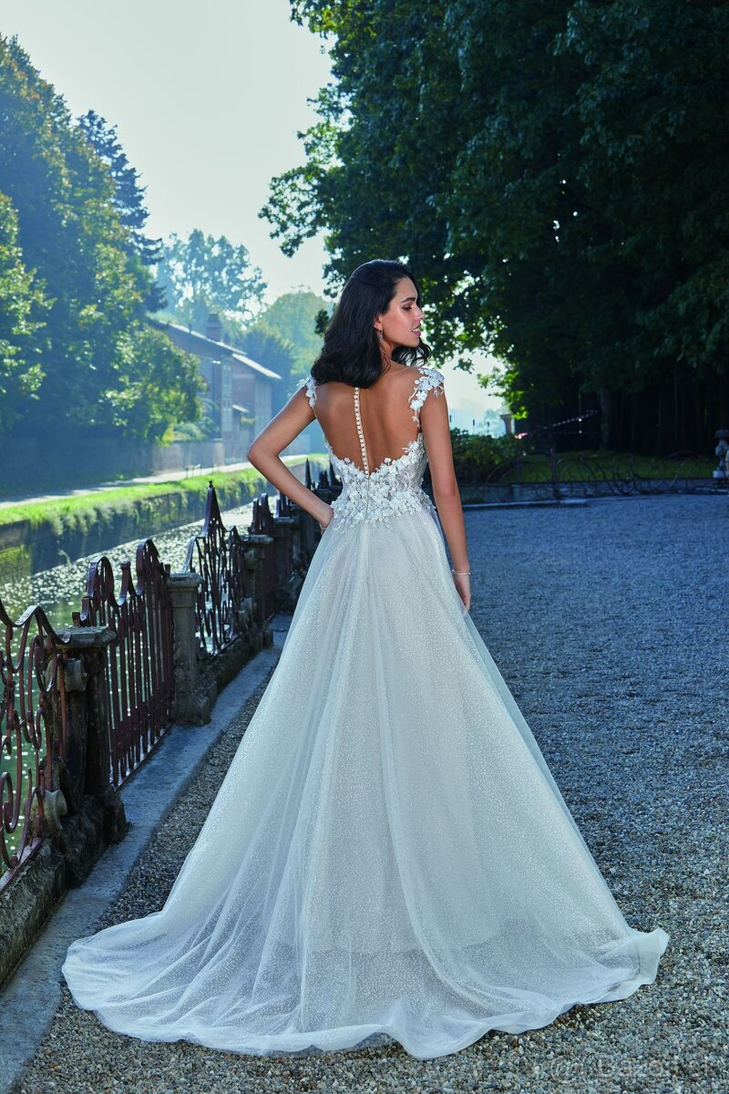 Krásne svadobné šaty - 2