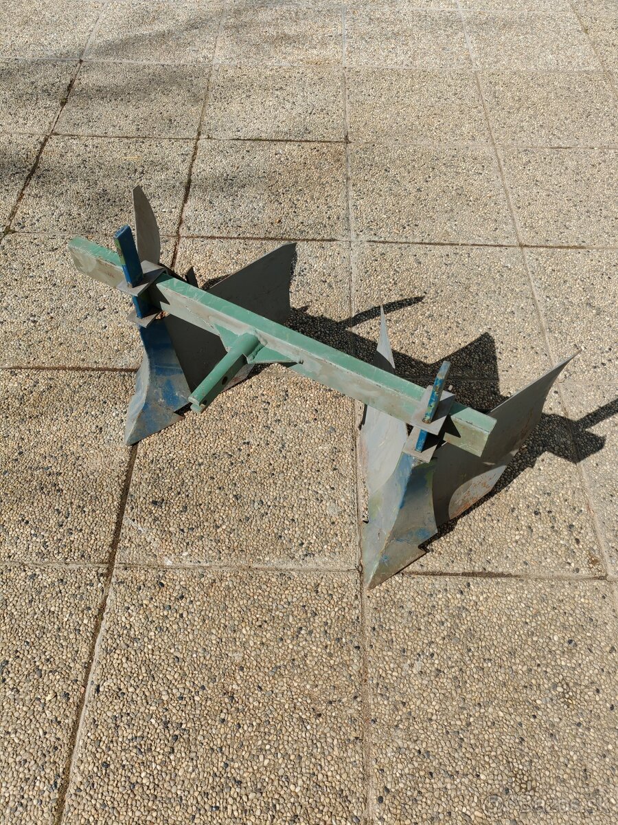 ohrňovacì a vyoravaci pluh - 2