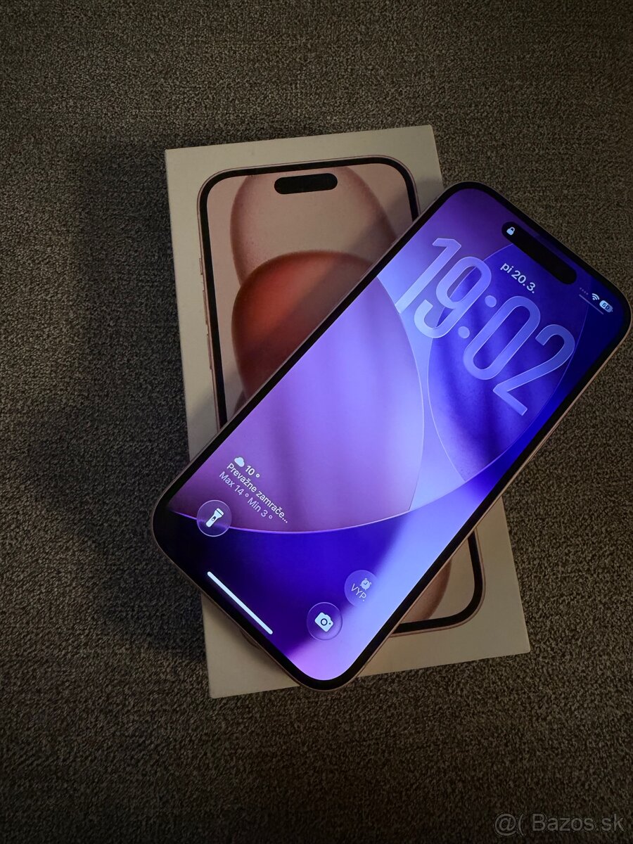 Predám iPhone 15 128 GB - 2