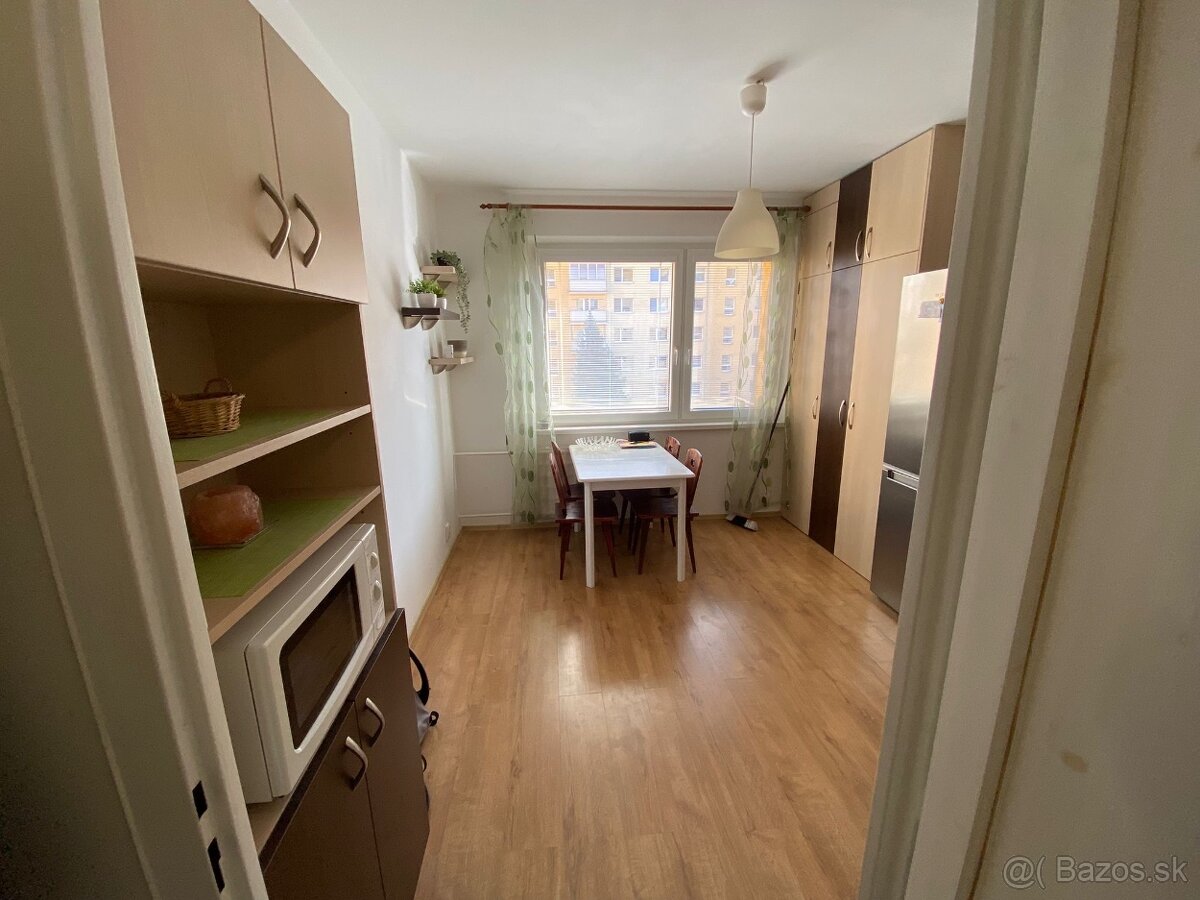 1-izbotvý byt Žilina Vlčince - 2
