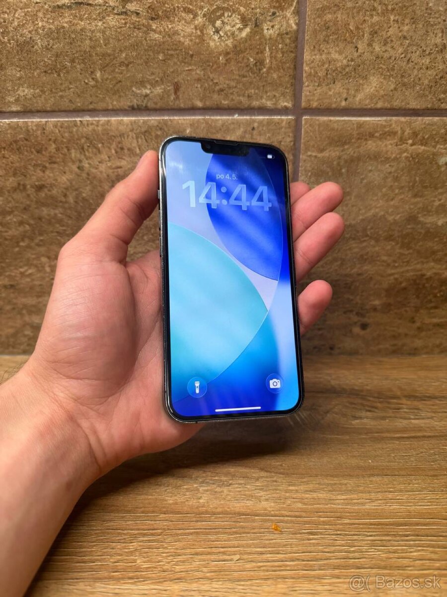iPhone 13 Pro - 2