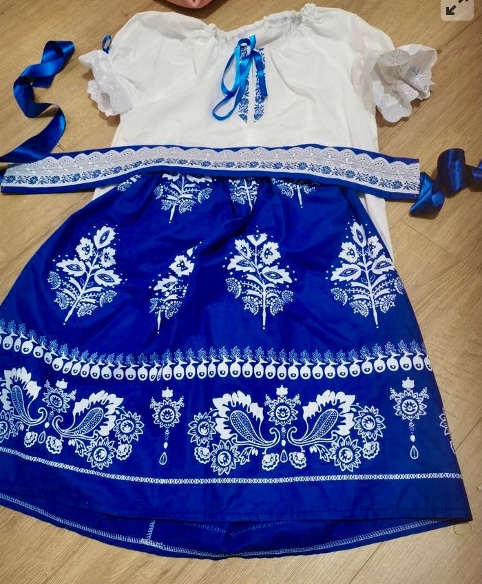 Folklórne oblečenie/ folklórny kroj velk. S - 2