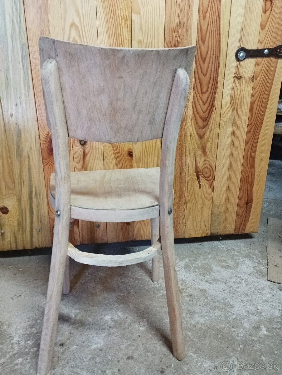 Stolička Thonet - 2