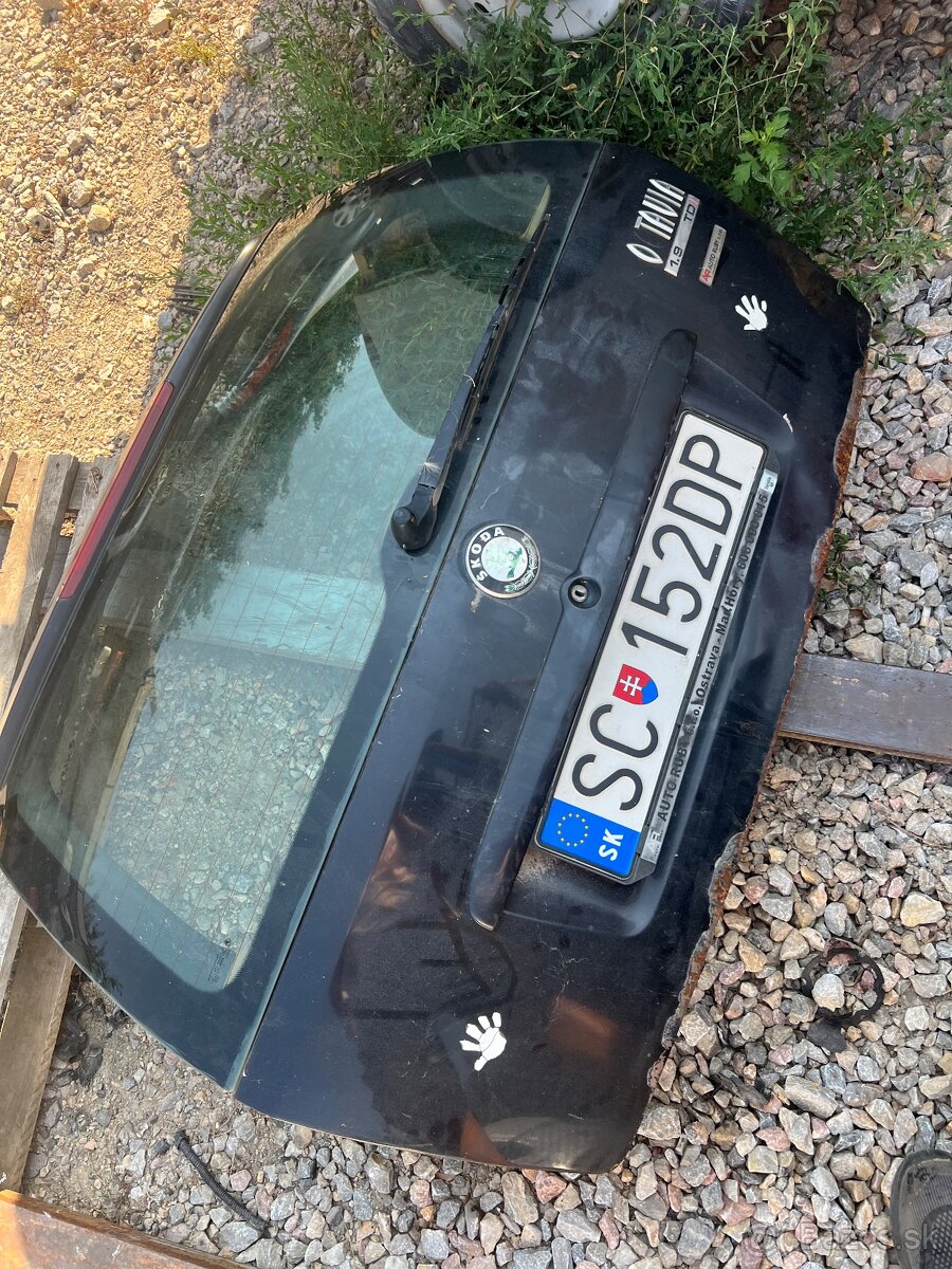 Kufrove dvere škoda octavia 1 combi - 2