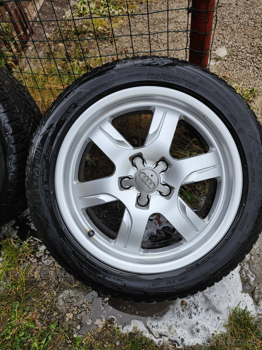 Predam originál elektróny na audi R17 - 2