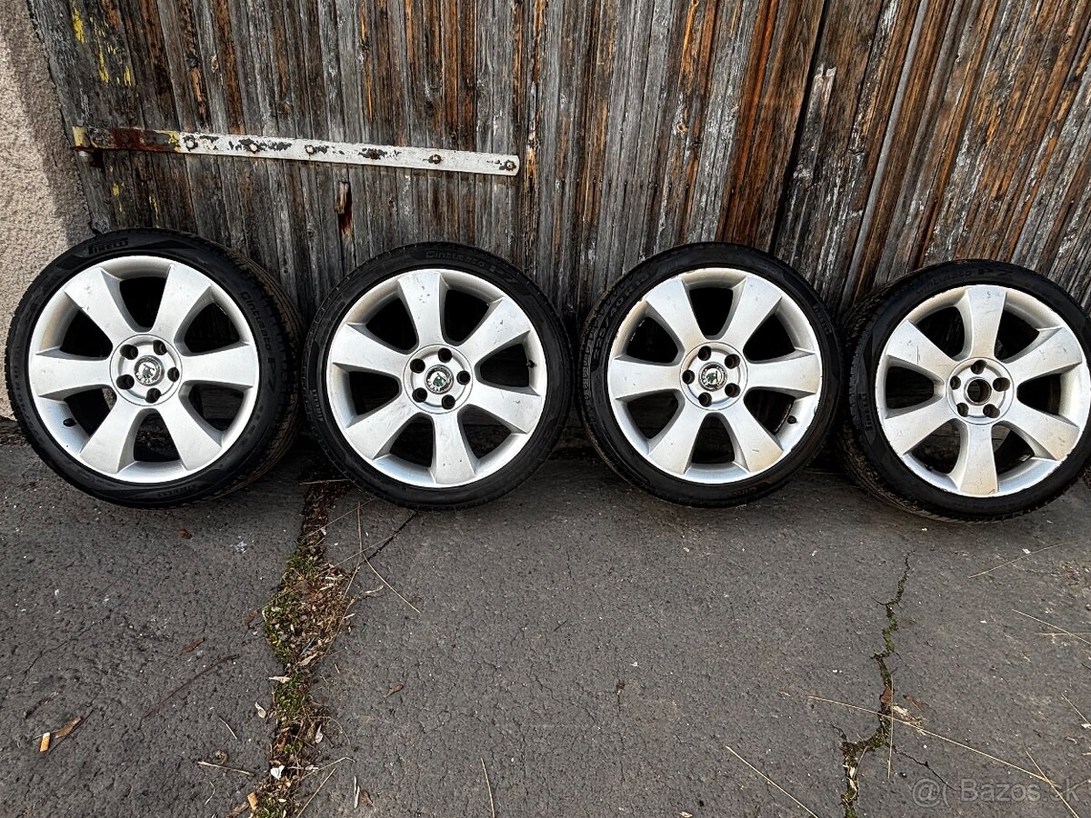 Predám elektrony 225/40 R18 - 2