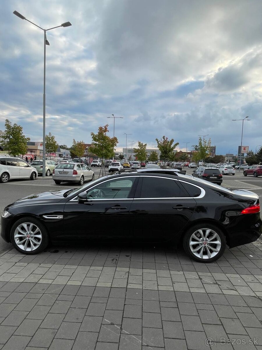 Jaguar XF– Nová STK/EK - 2