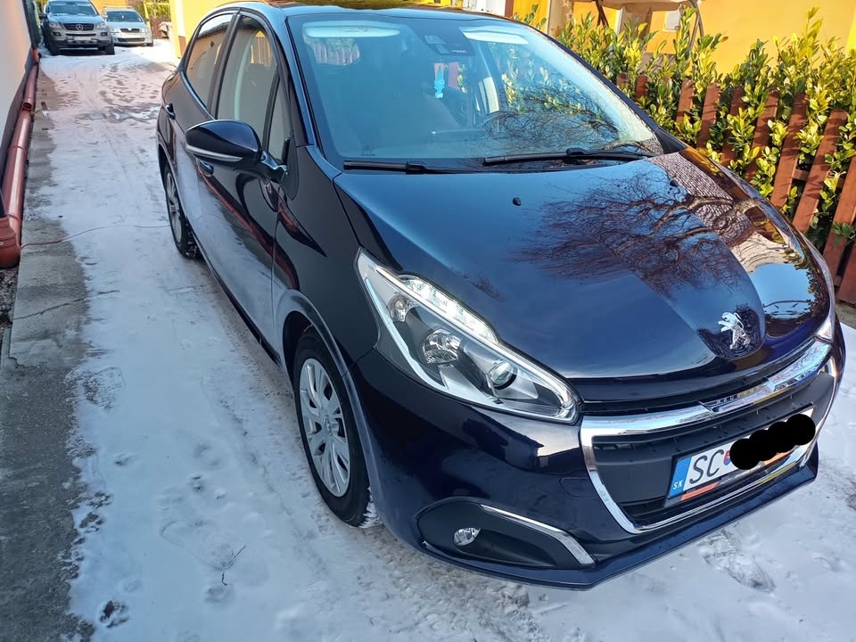 2018 Peugeot 208 24 500km - 2