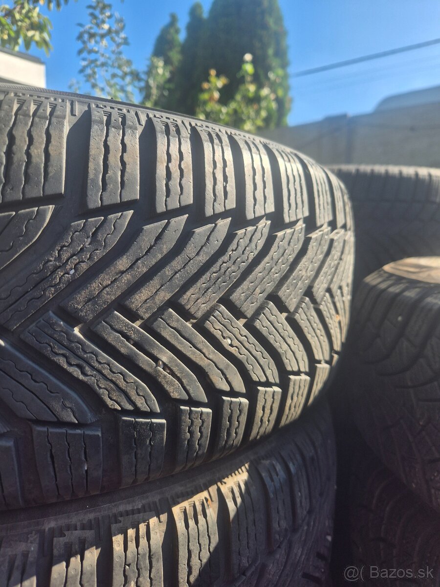 215/60 r16 Michelin - 2