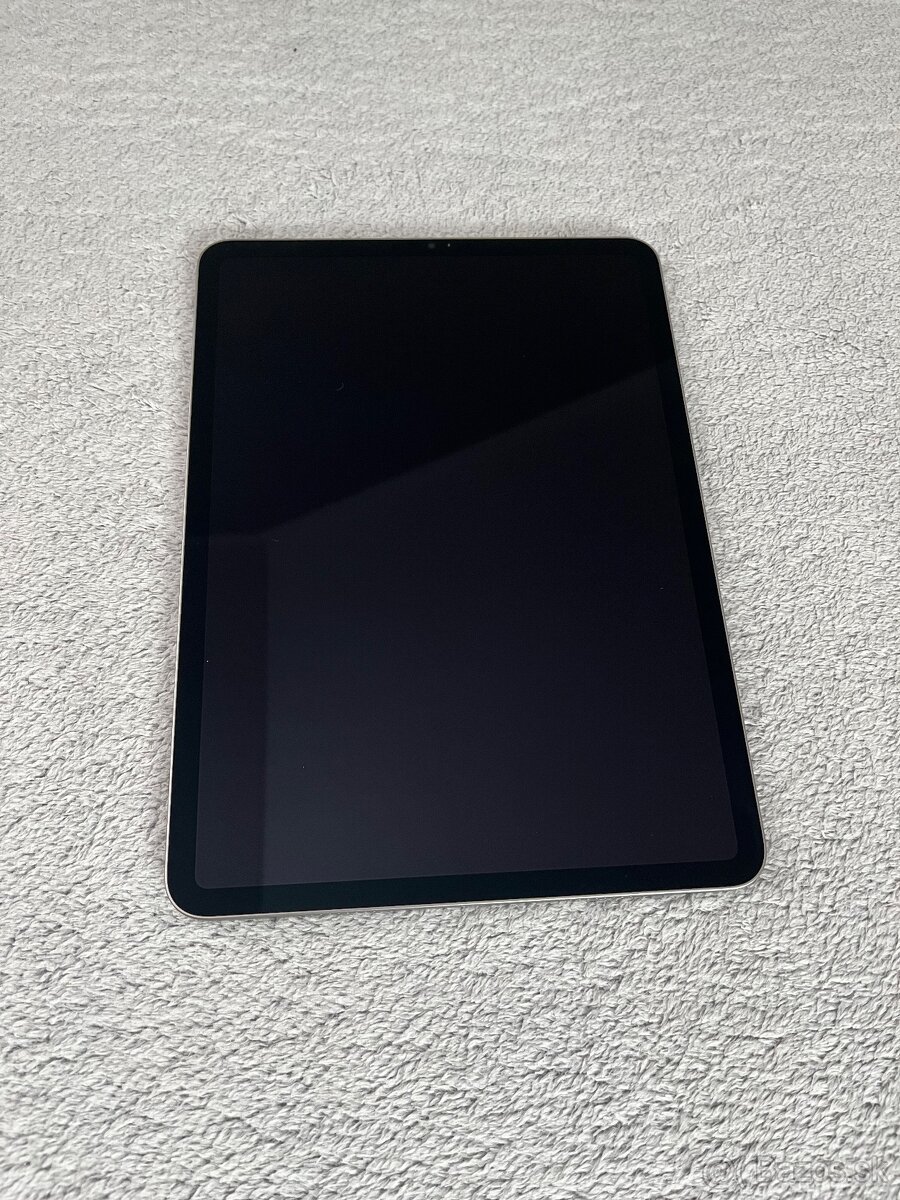 iPad Pro 11″ (2022) – 128 GB / Wi-Fi + Magic Keyboard - 2