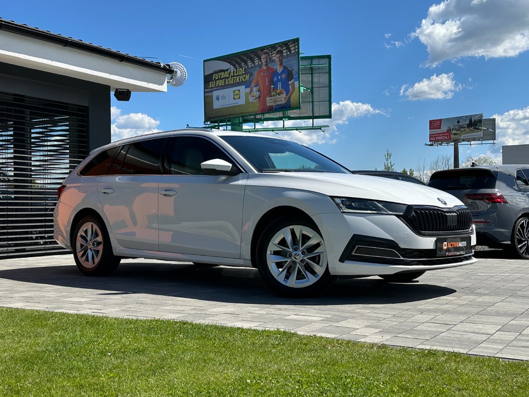 Škoda Octavia Combi 2.0 TDi DSG - 2
