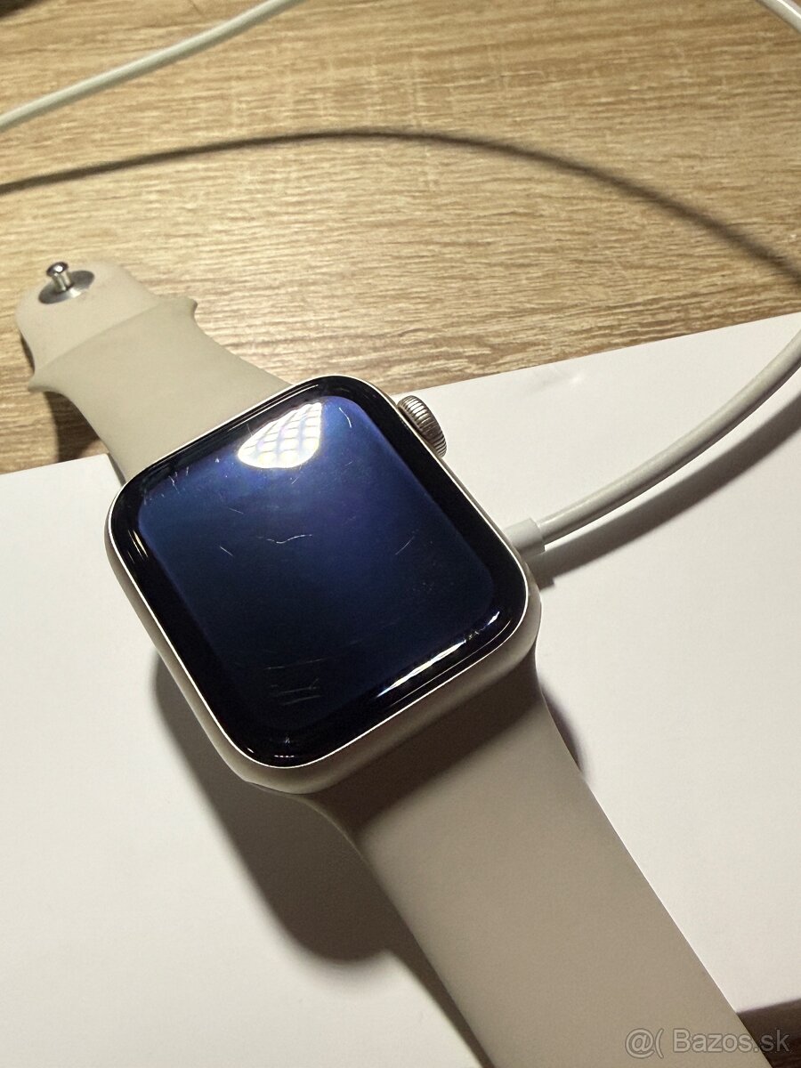 Apple Watch SE 2.generácie 2022 - 2