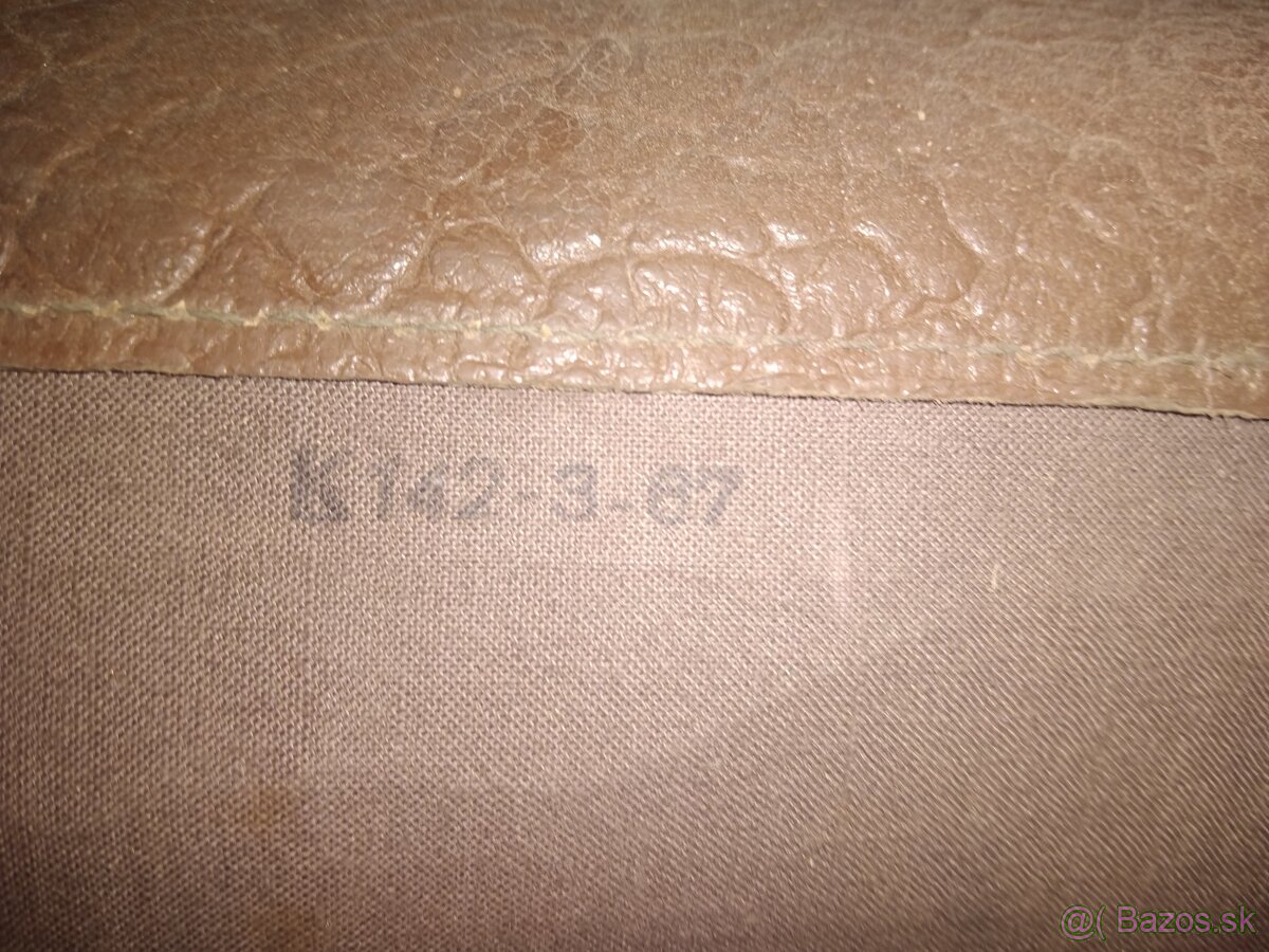 Diplomatka kufrik - 2