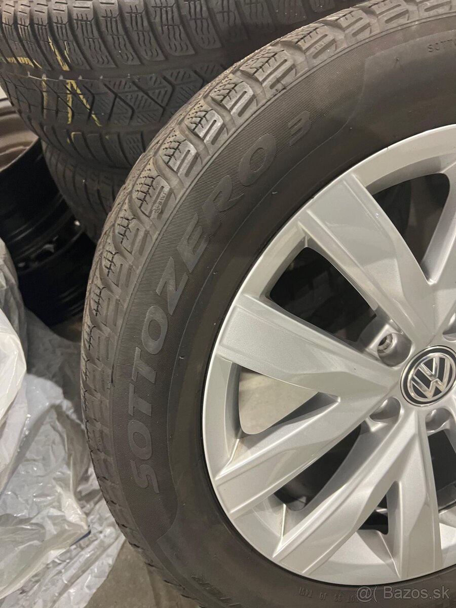 Zimné pneu VW Passat 215/55/R17 - 2