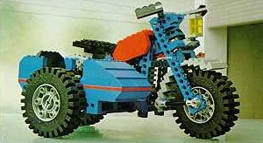 LEGO Technic 857 - Motorka so sajdkárou - 2