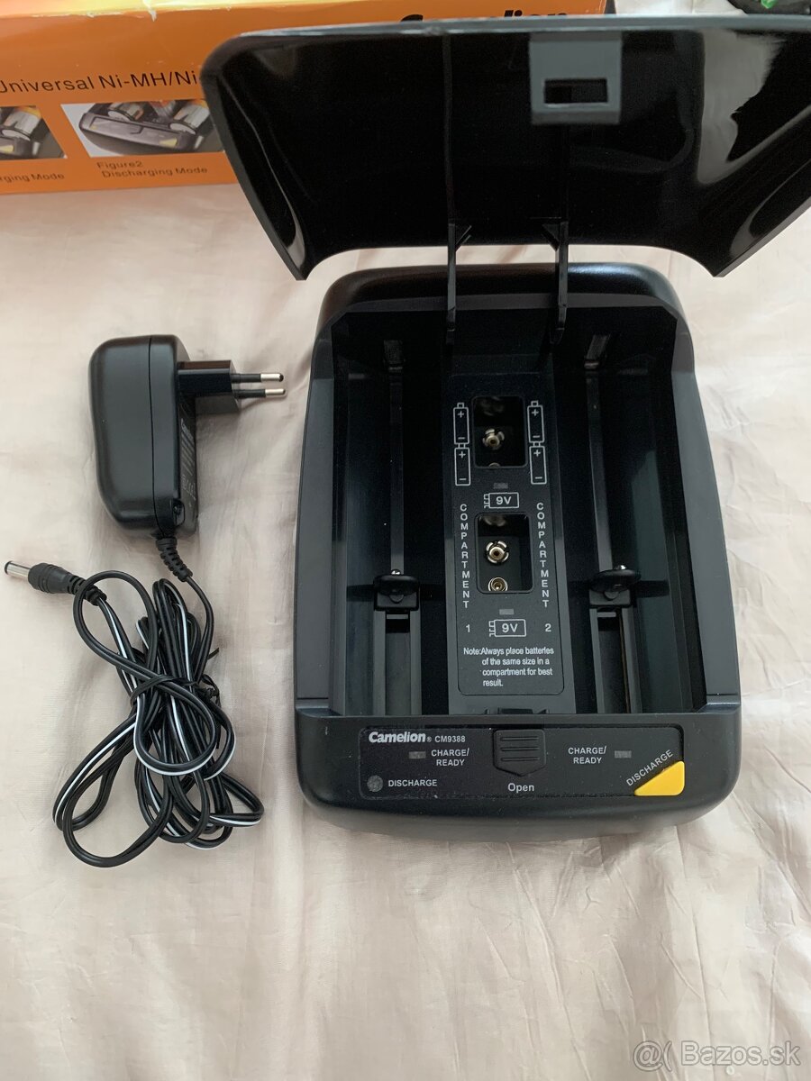 Nabíjačka batérií Camelion - 2