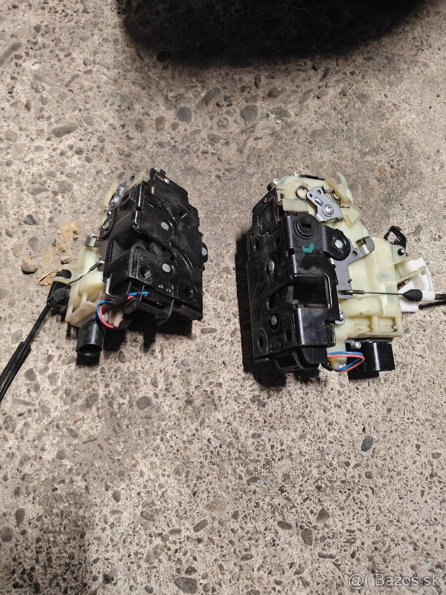 Zadný zámok dverí Volkswagen golf 4 - 2