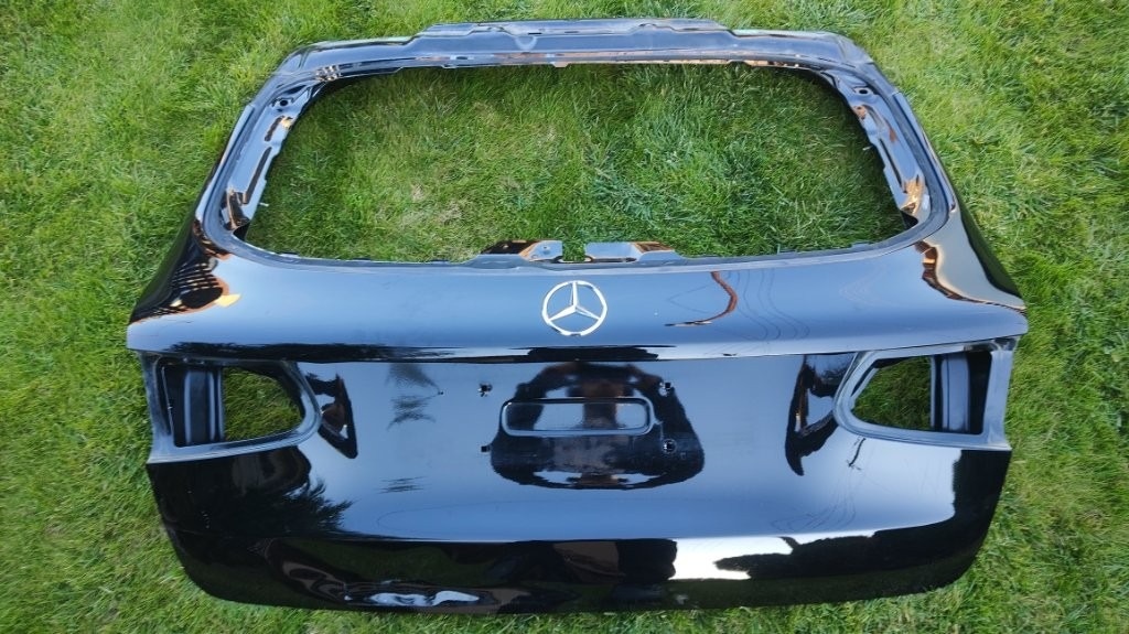 Mercedes GLC X253 W253 2015 - Zadna kapota kufor dvere veko - 2