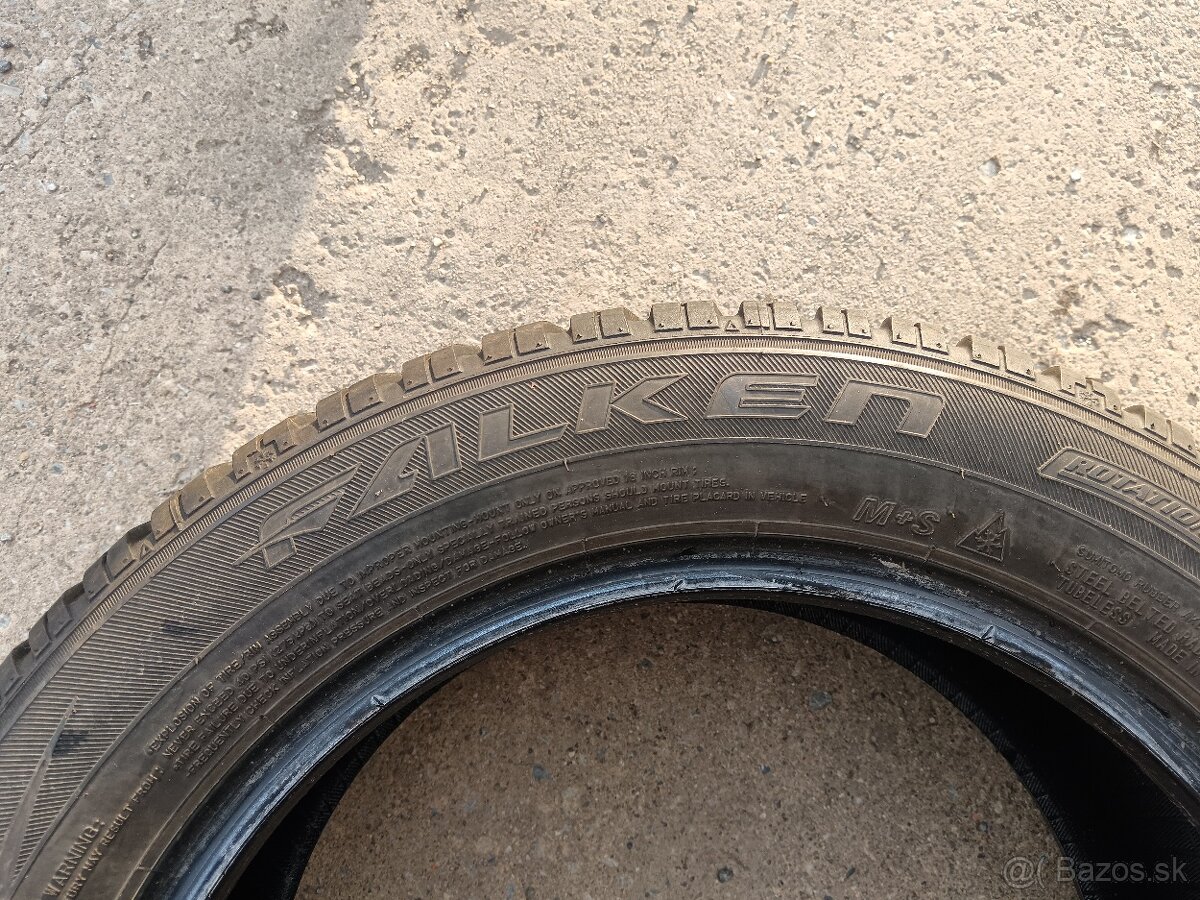 Predam zimne pneu 205/55r16 Falken - 2