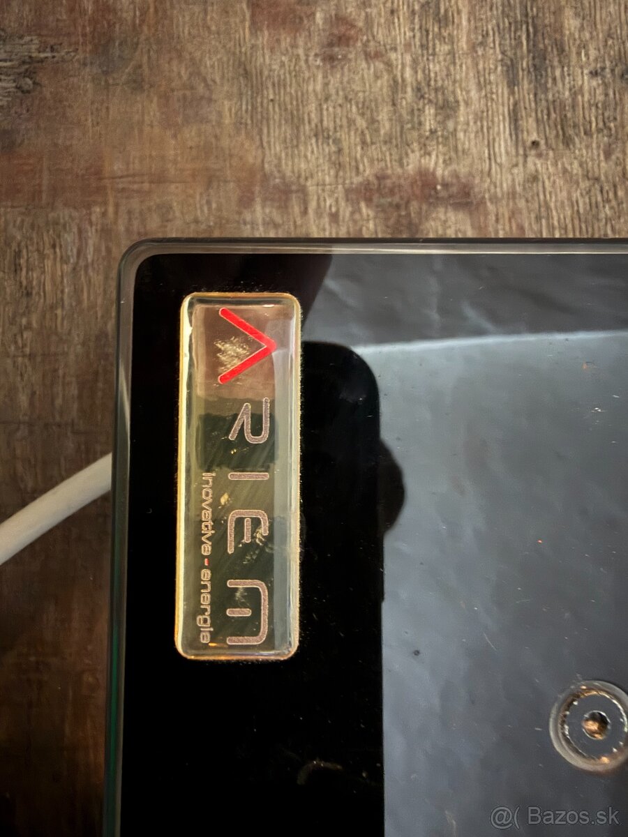 Predám elektrický vykurovací panel ARIEM AS 2000W - 2