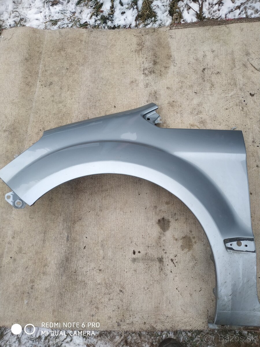 Ford galaxy W6A ( AZWA ) blatník - 2