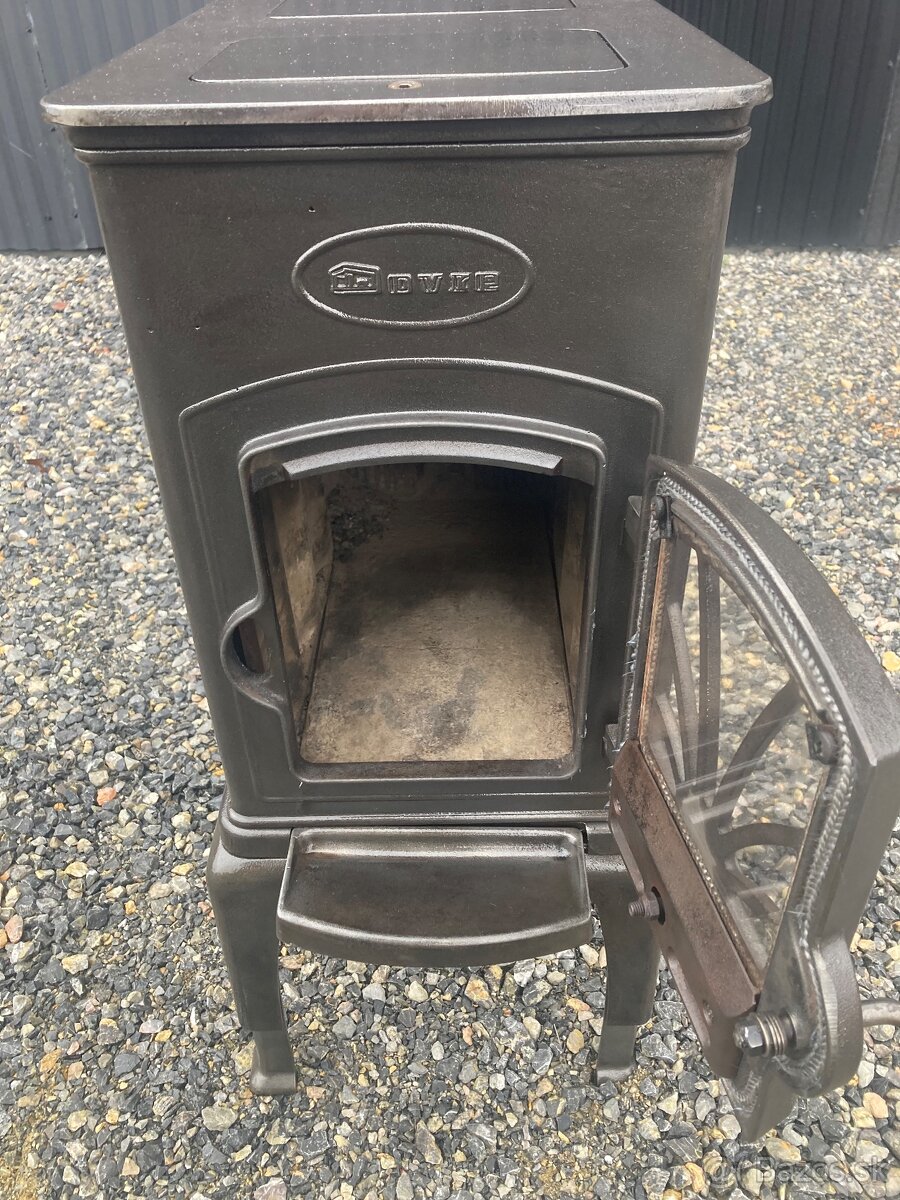 Liatinové kachle DOVRE - 2