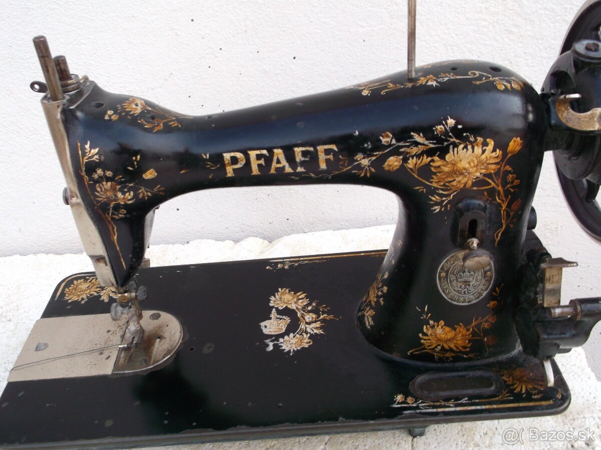 STAROŽITHÝ ŠIJACÍ STROJ. - 2
