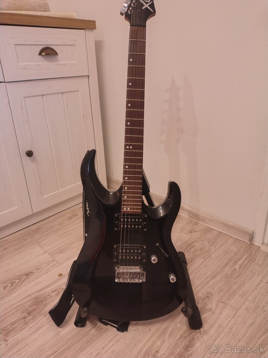 Predám elektrickú gitaru aj s kombom - 2