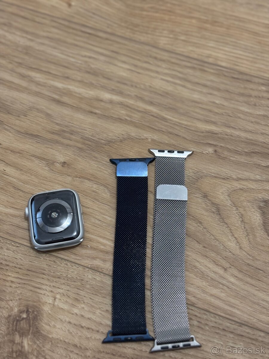 Apple watch 4 , 44mm - 2