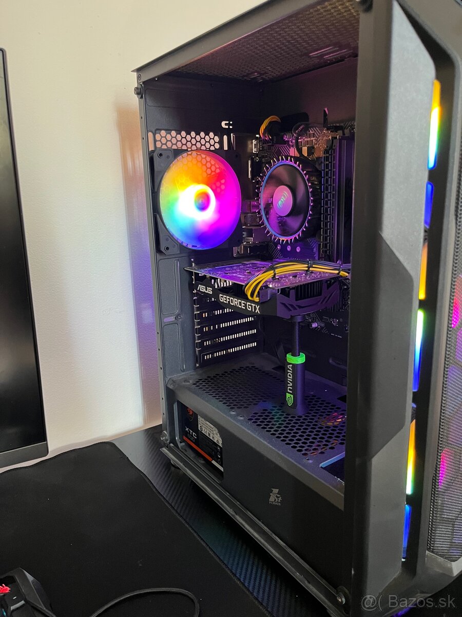 herný počítač. - 2