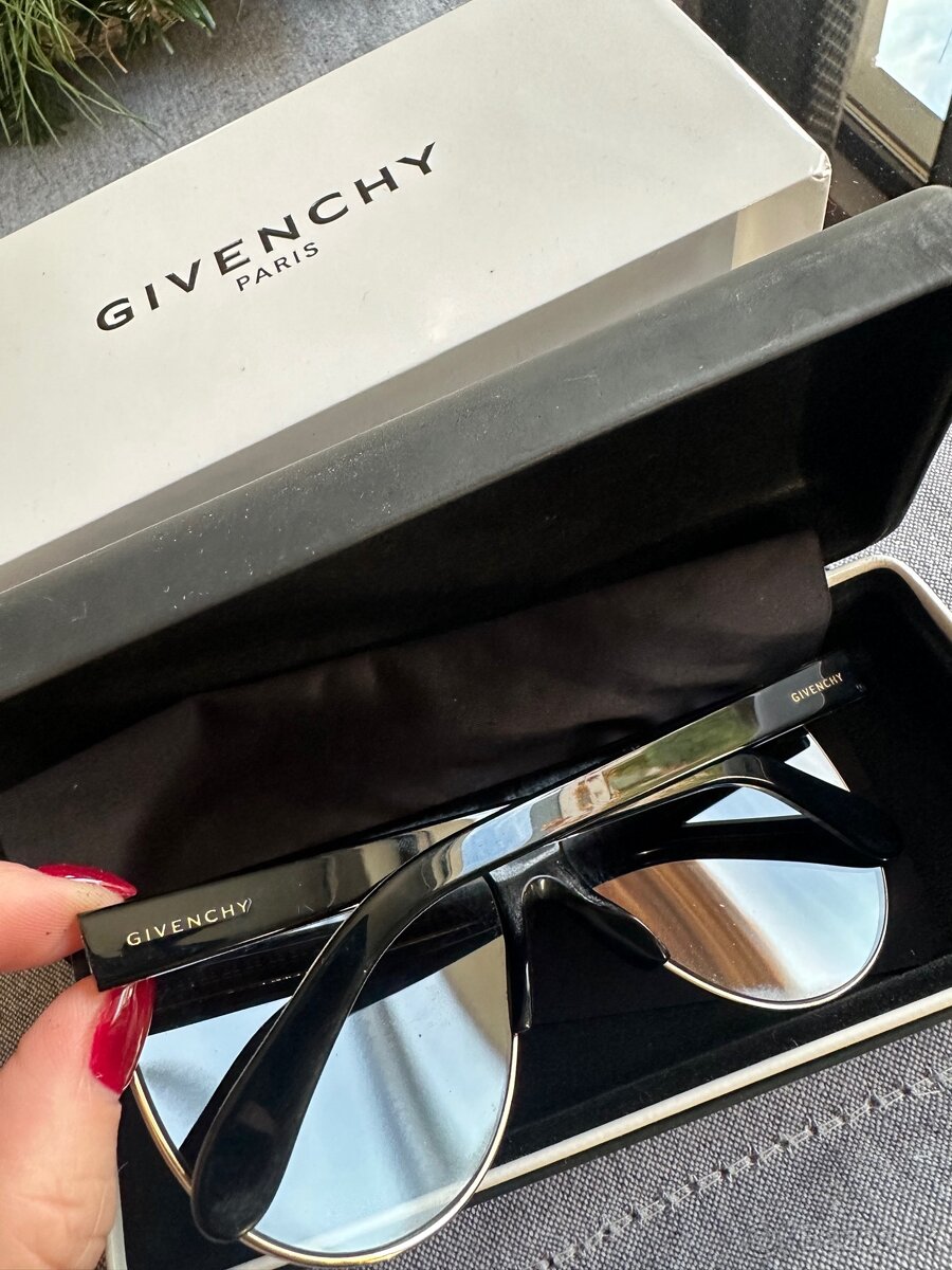 Nové okuliare Givenchy - 2