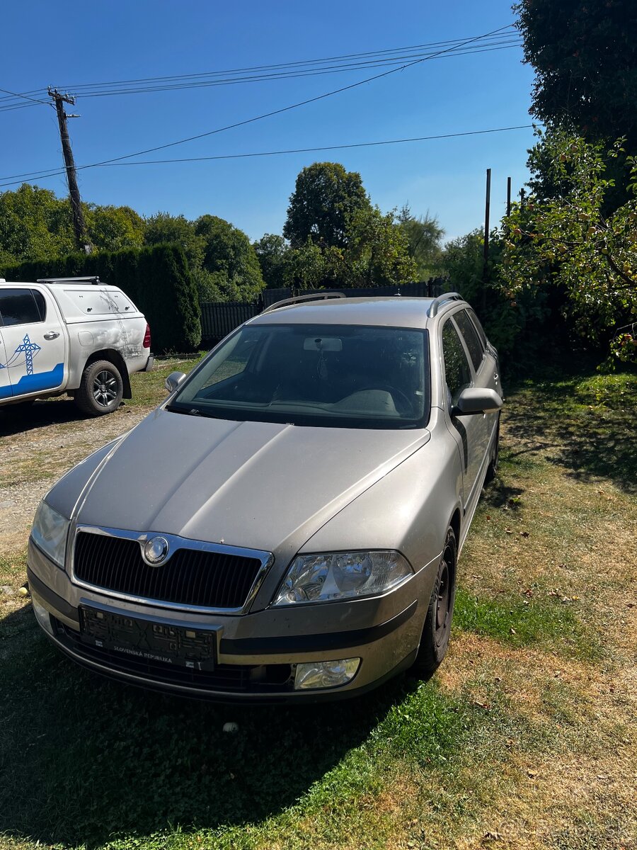 Škoda octavia 2 combi nahradne diely - 2
