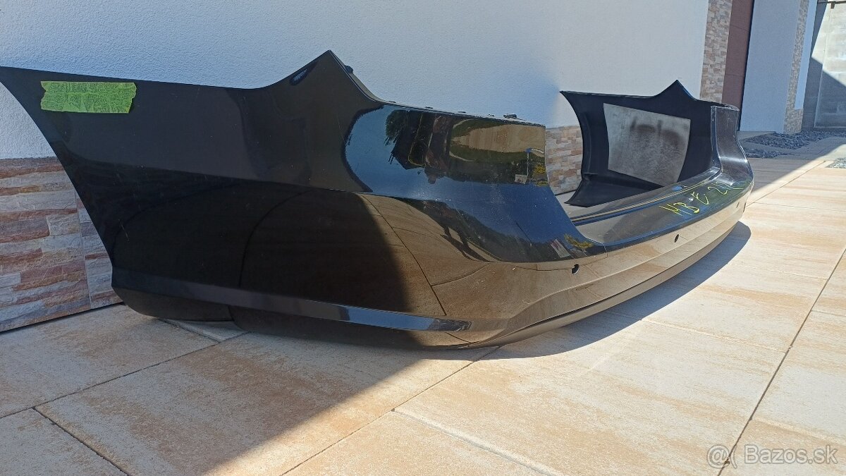 Mercedes E212 - 2