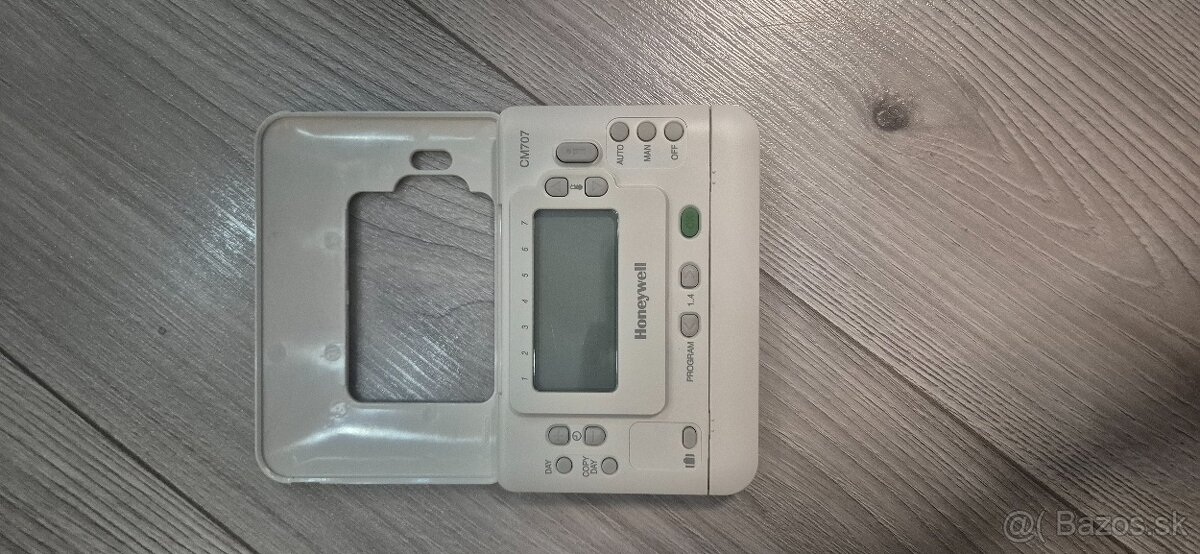 Termostat honeywell cm707 - 2