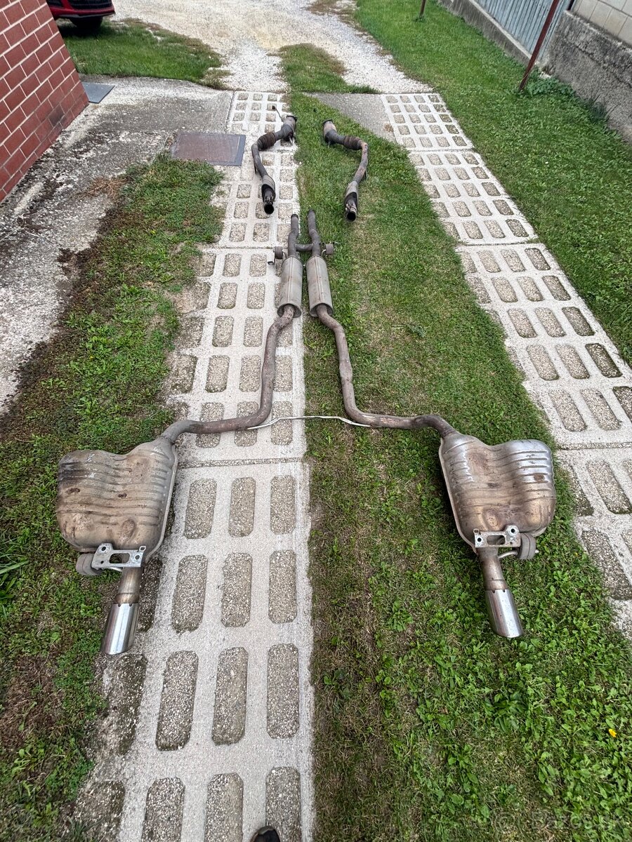 Výfuky Audi a6c6 3.2fsi - 2